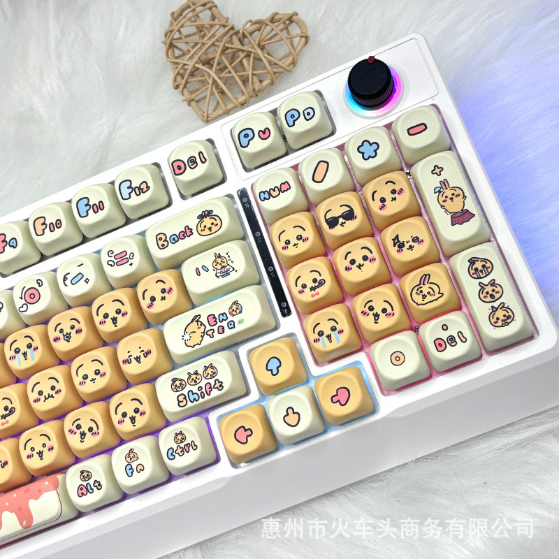Set di Tasti Emoji Chiikawa, K - Gaming Keyboard Emoji recensione e prezzo